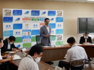 写真：第27回新型コロナウイルス感染症対策本部会議