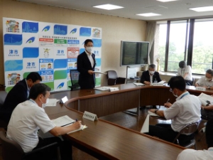 写真：第30回新型コロナウイルス感染症対策本部会議