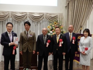 写真：津ライオンズクラブ結成60周年記念例会