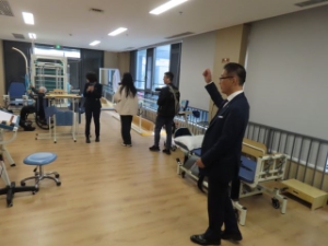 写真：信縁康米山頤養院訪問の様子2