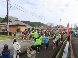 写真：第27回ひさい榊原温泉マラソンの様子2