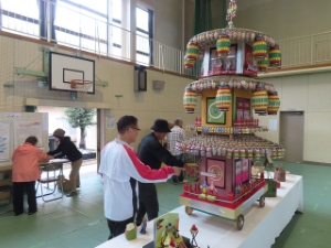 写真：地区文化祭 鑑賞の様子