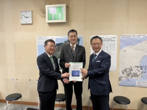 写真：三重県雲出川治水事業促進期成同盟会 要望活動