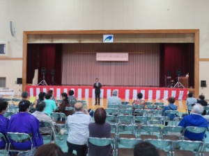 写真：11月2日開催 地区文化祭 挨拶