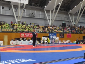 写真：第10回吉田沙保里杯津市少年少女レスリング選手権大会 挨拶