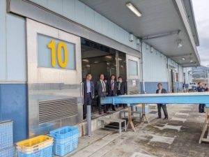 写真:三重県漁港漁場協会 現地視察の様子2