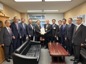 写真：三重県社会基盤整備協会 秋季要望活動7