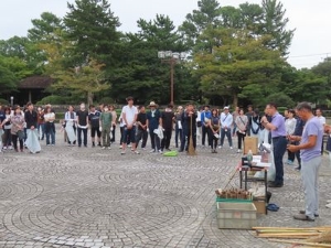 写真:津のまちを美しくする運動「市民清掃デー(津地域)」挨拶