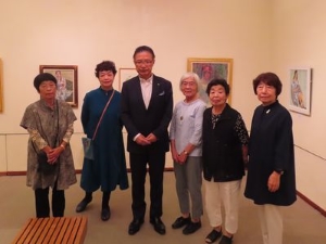 写真:第47回新美会展 鑑賞