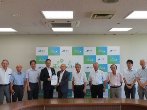 写真:河芸町島崎町線建設促進協議会 役員来訪