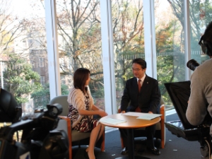 写真：津CATV「見せます！魅せます！津・2012」前葉市長ニューイヤー・トーク収録