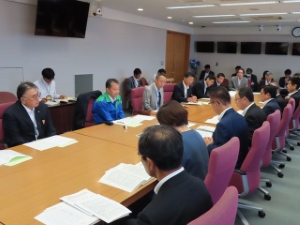 写真：三重県社会基盤整備協会による県政要望活動1