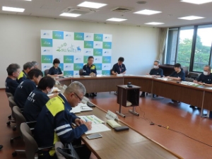 写真:第2回災害対策本部会議