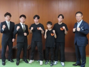 写真:全日本アマチュアキックボクシング選手権決勝大会 出場選手 来訪