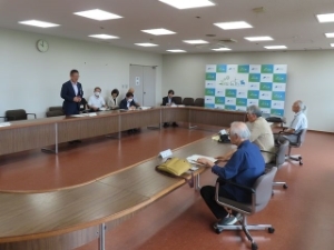 写真：津地区退職者連合との津市政に対する意見交換会