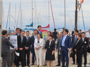 写真：津松阪港海岸 直轄海岸保全施設整備事業 現地視察2