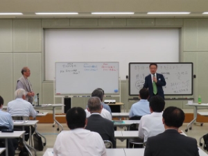 写真:令和6年度 部長級職員組織経営セミナー2