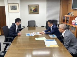 写真：国土交通省中部地方整備局　訪問1