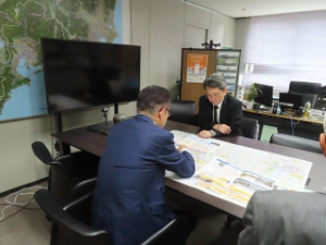 写真：国土交通省中部地方整備局　訪問6