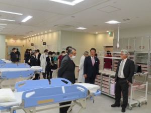 写真:救急外来棟開棟式典の様子4