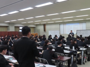 写真:令和6年度新規採用職員研修 講話の様子2