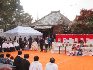 写真:津市指定無形民俗文化財「見初大明神(中野)獅子舞」 挨拶