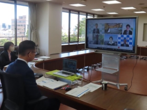 写真：第9回新型インフルエンザ等対策推進会議