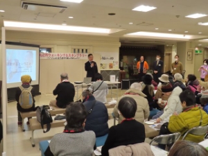 写真：丸之内ウォーキング＆スタンプラリー「いっしょにまち歩きを楽しみましょう2」挨拶