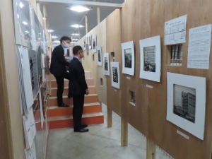 写真：丸之内商店街「ヒストリー＆ストリート」鑑賞