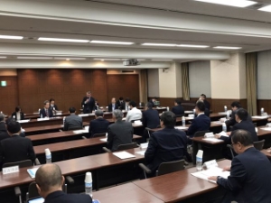 写真:全国市長会 社会文教委員会