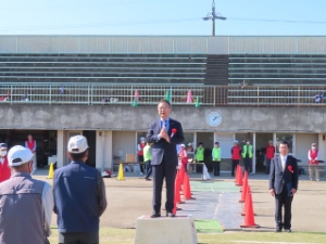 写真:津市老人クラブ連合会 第2回グラウンドゴルフ大会 挨拶