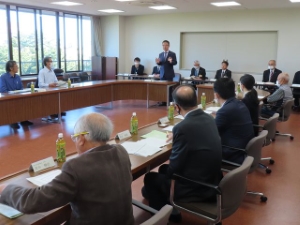 写真:津市森林整備協議会委員委嘱式 挨拶