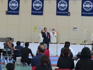 写真:第31回世界寛水流空手道王座決定戦 挨拶