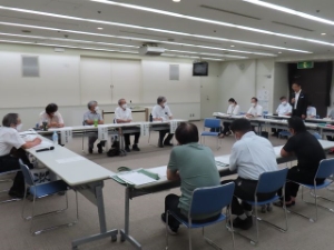 写真：令和5年度津市人権・同和教育研究協議会役員との懇談会