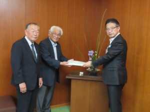 写真:辻本當会長 他