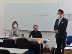 写真:華道家元池坊津支部例会