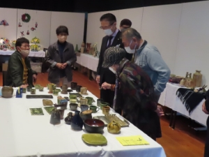 写真:第30回久居公民館まつり陶器鑑賞