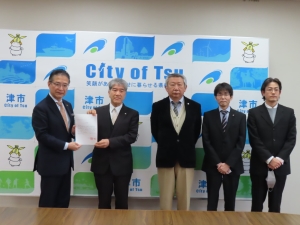 写真:建築士事務所協会役員来訪