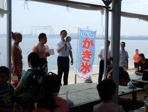 写真:プロレスラーと遊ぼうin津の海