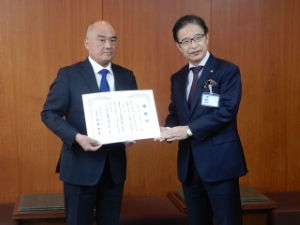 写真：久居アルスプラザ寄附贈呈式