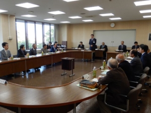 写真：森林整備協議会委員委嘱式2