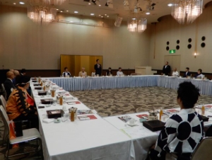 写真：津市長を囲んでの朝食会