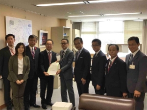 写真：都市局長