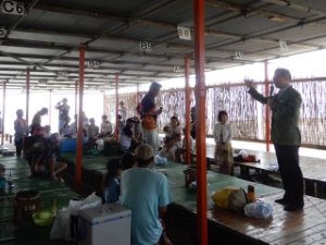 写真：香良洲海岸清掃活動＆漁業体験