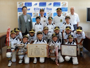 写真：全国小学生ティーボール選手権大会