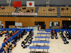 写真：鎮江杯争奪卓球大会