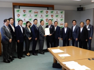 写真：社会基盤整備協会による県政要望1