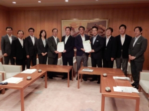 写真：社会基盤整備協会による県政要望2