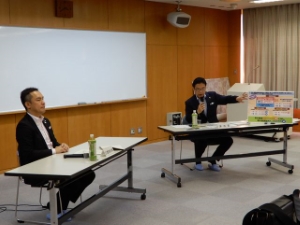 写真：知事との1対1対談2