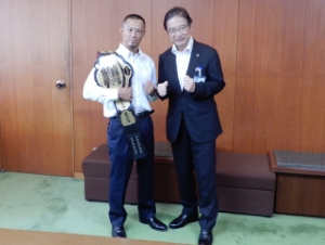 写真：WARDOG CAGE FIGHT22 チャンピオン